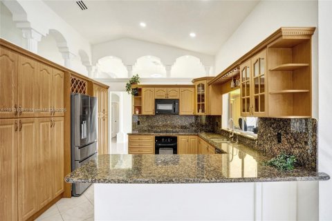 Villa ou maison à vendre à Davie, Floride: 4 chambres, 222.97 m2 № 1974275 - photo 6