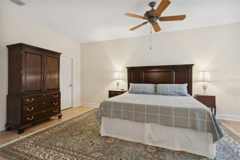 Townhouse in Gulfport, Florida 3 bedrooms, 216.65 sq.m. № 1615038 - photo 17