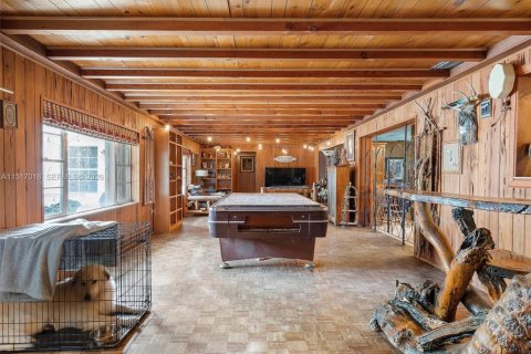 House in Southwest Ranches, Florida 7 bedrooms, 512.36 sq.m. № 2028154 - photo 25