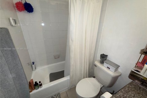 Copropriété à louer à Hialeah, Floride: 1 chambre, 91.23 m2 № 2028671 - photo 23