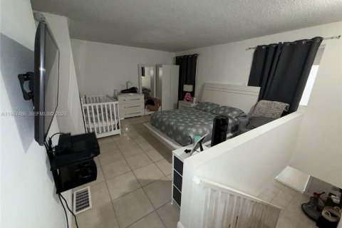 Copropriété à louer à Hialeah, Floride: 1 chambre, 91.23 m2 № 2028671 - photo 26