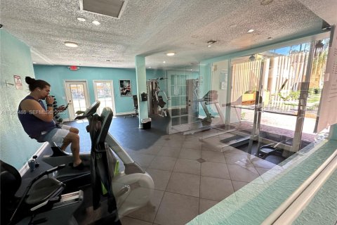 Copropriété à louer à Hialeah, Floride: 1 chambre, 91.23 m2 № 2028671 - photo 18