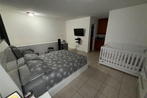 Copropriété à louer à Hialeah, Floride: 1 chambre, 91.23 m2 № 2028671 - photo 25