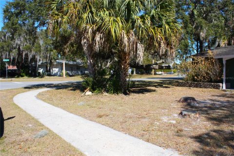 House in Deltona, Florida 2 bedrooms, 120.59 sq.m. № 2109197 - photo 2