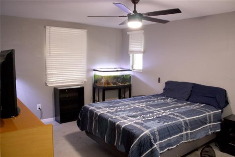 House in Deltona, Florida 2 bedrooms, 120.59 sq.m. № 2109197 - photo 20