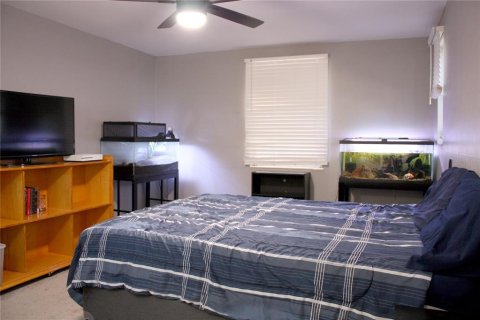 House in Deltona, Florida 2 bedrooms, 120.59 sq.m. № 2109197 - photo 21