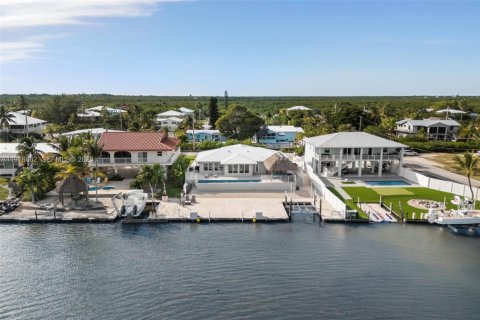 Купить виллу или дом в Биг-Пайн-Ки, Флорида 3 спальни, 171.78м2, № 2082546 - фото 28