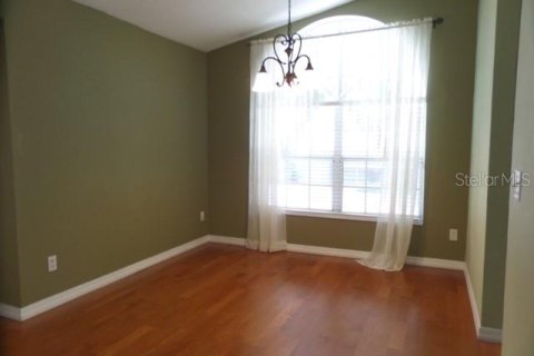 House in Oviedo, Florida 3 bedrooms, 155.89 sq.m. № 2210960 - photo 3
