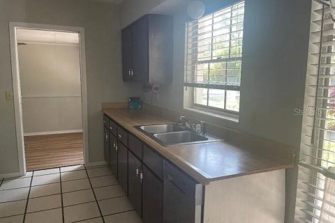 House in Gainesville, Florida 3 bedrooms, 117.89 sq.m. № 2198859 - photo 5