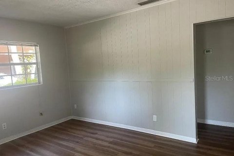 House in Gainesville, Florida 3 bedrooms, 117.89 sq.m. № 2198859 - photo 3