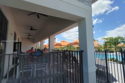 Touwnhouse à louer à Homestead, Floride: 3 chambres, 123.37 m2 № 2295795 - photo 28