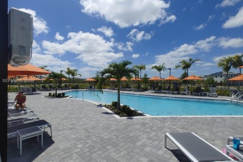 Touwnhouse à louer à Homestead, Floride: 3 chambres, 123.37 m2 № 2295795 - photo 29