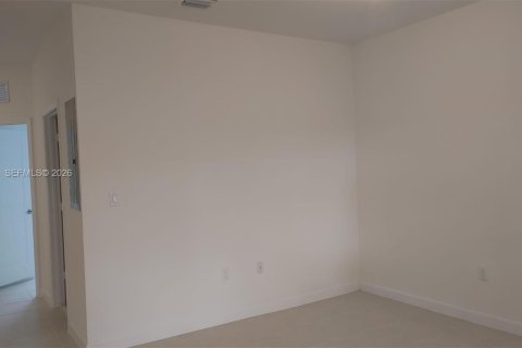 Touwnhouse à louer à Homestead, Floride: 3 chambres, 123.37 m2 № 2295795 - photo 17