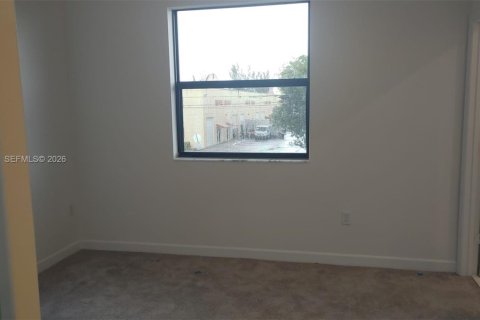 Touwnhouse à louer à Homestead, Floride: 3 chambres, 123.37 m2 № 2295795 - photo 8