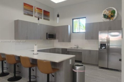 Touwnhouse à louer à Homestead, Floride: 3 chambres, 123.37 m2 № 2295795 - photo 27