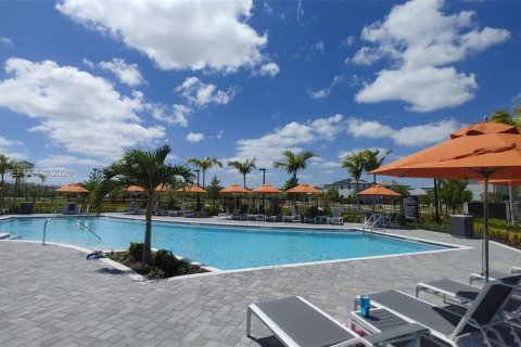 Touwnhouse à louer à Homestead, Floride: 3 chambres, 123.37 m2 № 2295795 - photo 30
