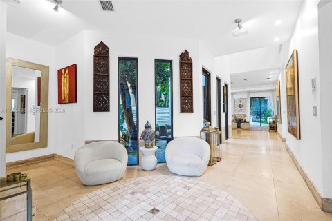 Villa ou maison à vendre à Miami, Floride: 4 chambres, 355.35 m2 № 2026568 - photo 28