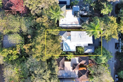 Villa ou maison à vendre à Miami, Floride: 4 chambres, 355.35 m2 № 2026568 - photo 23