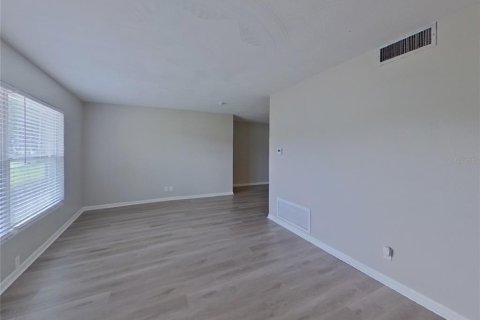 House in Clearwater, Florida 2 bedrooms, 115.01 sq.m. № 1866227 - photo 3
