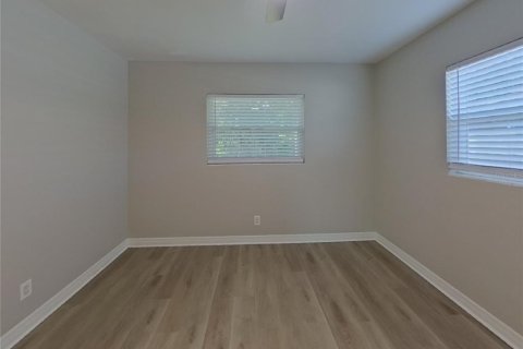 House in Clearwater, Florida 2 bedrooms, 115.01 sq.m. № 1866227 - photo 8