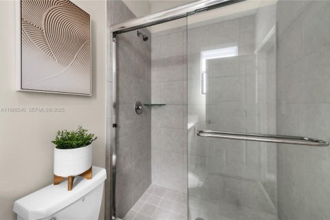 Adosado en venta en Homestead, Florida, 3 dormitorios, 143.53 m2 № 1986443 - foto 20