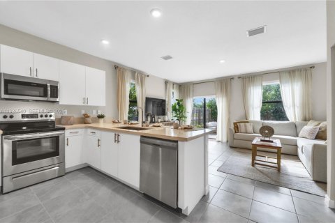 Adosado en venta en Homestead, Florida, 3 dormitorios, 143.53 m2 № 1986443 - foto 23