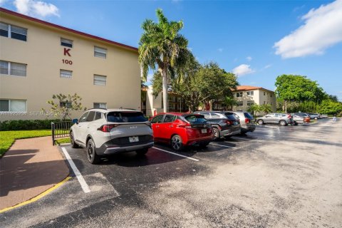 Copropriété à louer à Pembroke Pines, Floride: 1 chambre, 75.34 m2 № 1985747 - photo 21