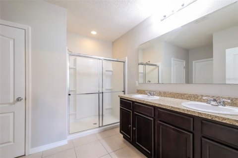 Villa ou maison à louer à Davenport, Floride: 4 chambres, 171.96 m2 № 2167039 - photo 6