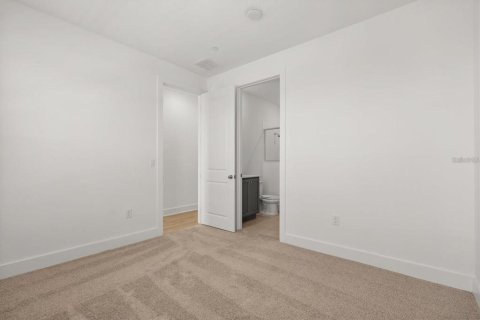 Adosado en alquiler en Winter Garden, Florida, 3 dormitorios, 192.49 m2 № 2099297 - foto 18