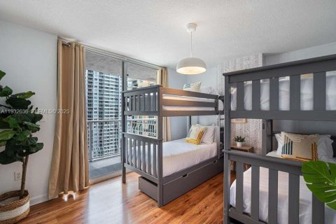 Condominio en venta en Miami, Florida, 3 dormitorios, 114.46 m2 № 2034757 - foto 19