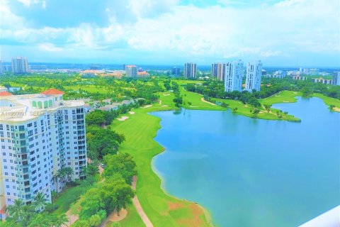 Condo in Aventura, Florida, 2 bedrooms in LANDMARK  № 2024029 - photo 3