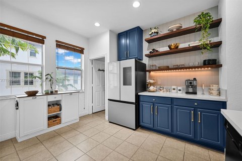 Adosado en venta en Miramar, Florida, 2 dormitorios, 163.51 m2 № 2009892 - foto 10