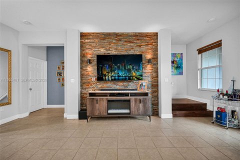 Adosado en venta en Miramar, Florida, 2 dormitorios, 163.51 m2 № 2009892 - foto 5