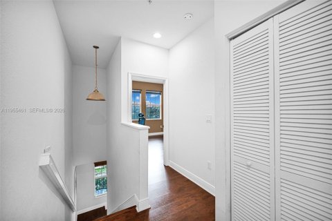 Adosado en venta en Miramar, Florida, 2 dormitorios, 163.51 m2 № 2009892 - foto 21