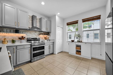 Adosado en venta en Miramar, Florida, 2 dormitorios, 163.51 m2 № 2009892 - foto 9