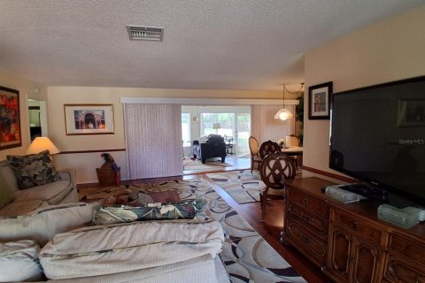 Condominio en alquiler en New Port Richey, Florida, 2 dormitorios, 160.54 m2 № 2345166 - foto 23