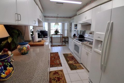 Condominio en alquiler en New Port Richey, Florida, 2 dormitorios, 160.54 m2 № 2345166 - foto 8