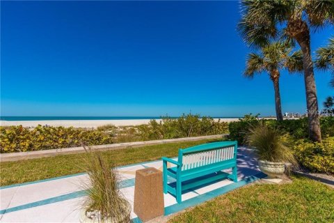Condo in Clearwater, Florida, 2 bedrooms  № 1723057 - photo 10