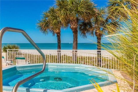 Condo in Clearwater, Florida, 2 bedrooms  № 1723057 - photo 14
