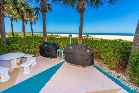 Condo in Clearwater, Florida, 2 bedrooms  № 1723057 - photo 11