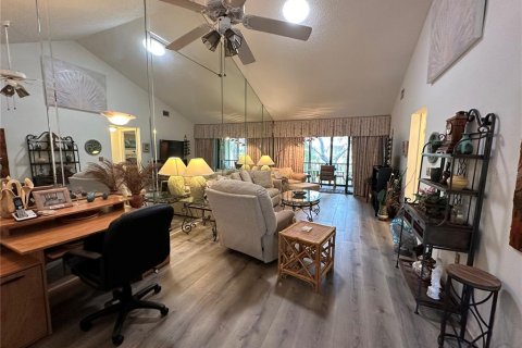 Condominio en alquiler en Sarasota, Florida, 1 dormitorio, 77.02 m2 № 1191156 - foto 10