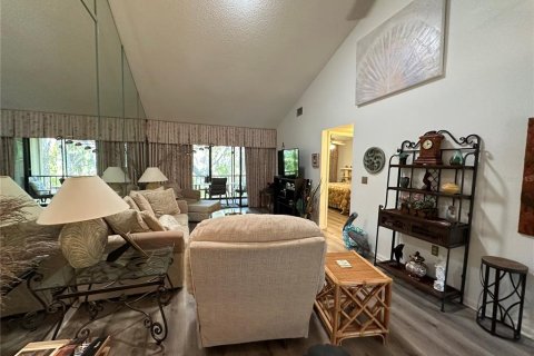 Condominio en alquiler en Sarasota, Florida, 1 dormitorio, 77.02 m2 № 1191156 - foto 8