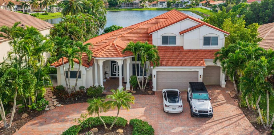 Villa ou maison à Wellington, Floride 5 chambres, 414.34 m2 № 2084109