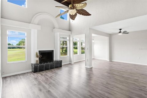 Condo in Wildwood, Florida, 3 bedrooms  № 2117743 - photo 9