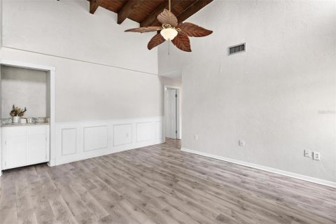 Condo in Wildwood, Florida, 3 bedrooms  № 2117743 - photo 11