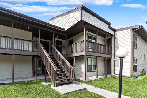 Condo in Wildwood, Florida, 3 bedrooms  № 2117743 - photo 5