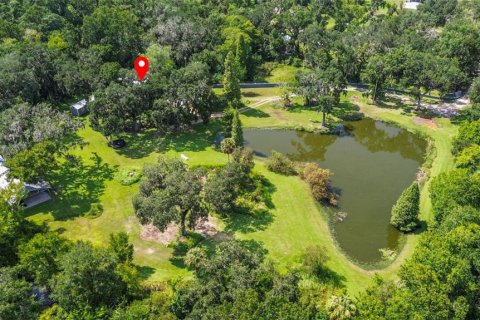 House in Lakeland, Florida 4 bedrooms, 175.03 sq.m. № 1851671 - photo 2