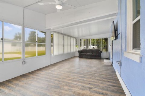House in Edgewater, Florida 2 bedrooms, 111.48 sq.m. № 1899836 - photo 15