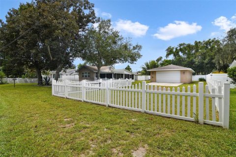 House in Edgewater, Florida 2 bedrooms, 111.48 sq.m. № 1899836 - photo 23