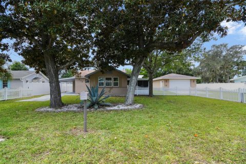 House in Edgewater, Florida 2 bedrooms, 111.48 sq.m. № 1899836 - photo 27